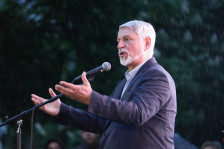 Јакимовски во Топ Тема: Ќе ги издржиме со оваа „ѓубреџиска политика“ од едно место го носат сметот на друго го истовараат