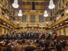 „Тешкото“ одекна во Виена: Стоечки овации на историскиот концерт на Македонската филхармонија во Австрија