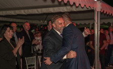 Лукревски. – Јас сум Соте за блиските а не за Јакимовски: Тој игра рагби јас уменичко лизгање