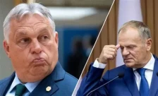 Туск го обвинува Орбан дека е „маѓепсан од Москва“