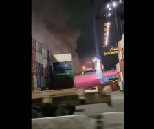 Експлозија во пристаништето во Лос Анџелес: Запалени опасни материјали, прогласена е вонредна состојба