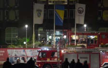 Бројот на жртви од пожарот во Тузла се искачи на 13