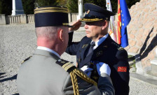 Полковник Кире Николовски е првиот офицер на АРМ одликуван со францускиот Сребрен медал за национална одбрана