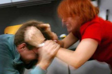 Семејна драма во Кисела Вода: Сопругата го пријавила дека ја тепал, па потоа тој ја пријавил неа