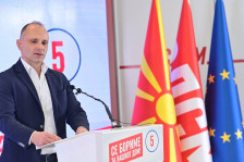 Филипче за Извештајот на ЕК: Регионот оди напред, а ние остануваме слепо црево на Балканот