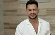 Од срцев удар почина познат пејач, син на екс пратеничка од СДСМ