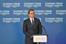 Вучиќ: Ако Русија не најде нов сопственик на НИС во рок од 50 дена, Србија ќе воведе своја управа и ќе им понуди на Русите највисока можна цена за компанијата