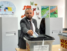 (Видео) Хаким Рамадани со порака до премиерот: Нема да ме разрешиш, ќе победам на избори!