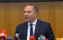 Спасовски – „Тајната средба“ со Каевски за некакво преземање на партијата беше средба за поздравување на пешачки кај улица Македонија