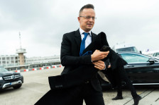 Сијарто: Ќе ѝ помогнеме на Србија со енергенсите