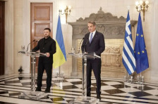 Украина во текот на зимата ќе се снабдува со течен природен гас од Грција