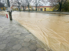 Поплави во неколку градови во Бугарија