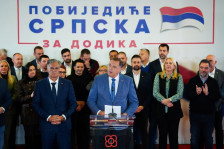 Опозицијата не ја признава победата на кандидатот на Додик: „Kражба на избори од големи размери“