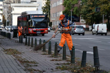 Работник на „Комунална хигиена“ нападнат од колега додека бил на должност