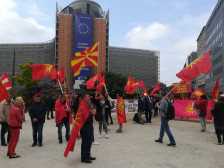 Дијаспората во Македонија лани испратила 310 милиони евра