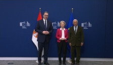 Драматичен момент во Брисел: Урсула го прекина Вучиќ пред медиумите