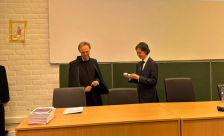 Тинејџер од Белгија стана доктор по Квантна физика