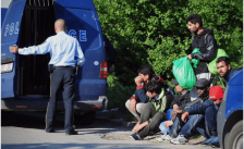 (Фото) Нови шокантни детали на британските медиуми: Договорени се 20 илјади фунти по мигрант, Македонија е прва држава која се согласила на ваков договор?!