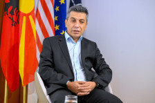 Изет Меџити најавува дека Зијадин Села и Алијанса ќе се приклучат на ВЛЕН и Владата