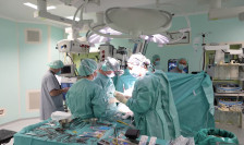 Убава вест: Успешно оперирана ретка срцева аномалија кај предвремено родено бебе тешко 2 килограми