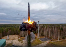 Министерството за одбрана на Русија: активиран ракетниот систем „Орешник“, може да носи нуклеарно оружје