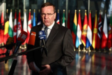 Германскииот министер за одбрана: Путин е единствениот кој може брзо да ја запре војната