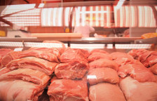 АХВ со засилени контроли за празниците: Изречени казни од 33.000 евра и уништени над 600 килограми храна