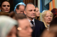 Филипче за Божиќ: Да градиме праведно и слободно општество, младите тука да ја гледаат иднината