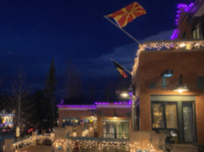 Во Брекенриџ, Колорадо се вее нашето знаме – Македонец стана локален функционер