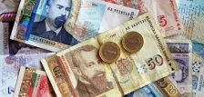 Последен ден на левот во Бугарија, од утре започнува комплетна употреба на еврото!