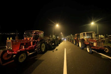 Не патувајте за Грција вечерва: блокада на Евзони, вонредна средба