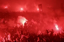 Хрватски медиуми: Учениците кои присуствувале на концертот на Томпсон, добиле петки по предметот музичко образование