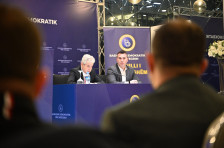 Ахмети: Јас сум сериозен човек – ќе одам на лидерска