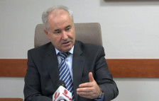 Поранешниот народен правобранител Зибери во Топ Тема: Aтентат врз една институција – „Значи институциите можат да ги повредат права на граѓаните, а тие да немаат каде да тропнат“