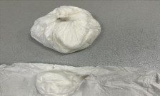 80-годишен дедо во Сплит фатен со 11 пакетчиња кокаин