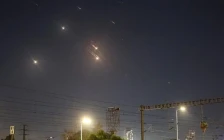 Евакуација на персоналот од американската воена база во Катар: Иран се закани дека ќе ги ракетира базите во соседството, ако САД ги нападнат