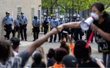 Трамп се заканува дека ќе го употреби Законот за бунт поради протестите во Минесота