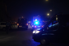 Крвав инцидент како од филм во Охрид: Пукал во паркиран автомобил, го ранил возачот и ја грабнал сопатничката