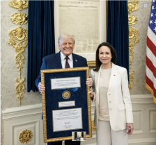 Венецуелската опозиционерка му ја подари Нобеловата награда за мир на Трамп