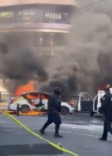 (Видео) Нарко-војна на улиците: Гвадалахара во пламен откако армијата го ликвидираше Озјел Сервантес „Ел Менчо“ лидерот на картелот CJNG