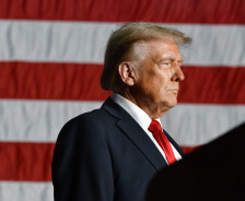 Итни разговори меѓу САД и Иран – Трамп до врховниот лидер: „Треба да бидеш многу, многу загрижен“