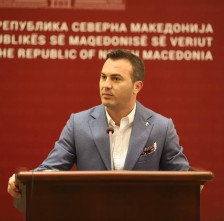 Адеми: На два спортски натпревари Албанците се третирани како граѓани од втор ред