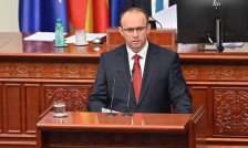 Гаши: Дали ќе дојдат пеш или порано, не знам ама пратениците утре треба да работат според планираниот распоред