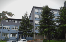 ОД ЕЛЕКТРИЧАР ГО УНАПРЕДИЛА ВО ДОКТОР НА НАУКИ, ПОДНЕСЕНА КРИВИЧНА ЗА ПОРАНЕШНАТА ДИРЕКТОРКА НА БИТОЛСКАТА БОЛНИЦА