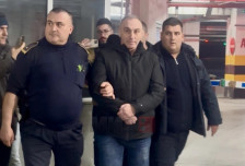 (Видео) Заврши распитот на Артан Груби: Вечерва е спроведен во Кривичен суд, каде што ќе биде изведен пред судија на претходна постапка