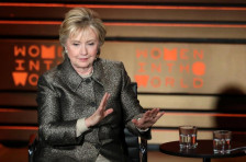 Хилари Клинтон ќе сведочи во Конгресот за Епштајн