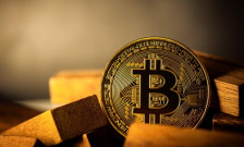 Биткоинот денес се тргува за 66.000 долари