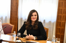 Зајкова од Брисел: За македонскиот јазик и историски идентитет одлучуваат само граѓаните на Македонија