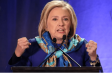 Хилари Клинтон: Ставот на Трамп кон Украина е срамен