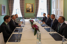 Втор ден Минхенска безбедносна конференција: Мицкоски објави со кого се сретнал, следува средба со Зеленски